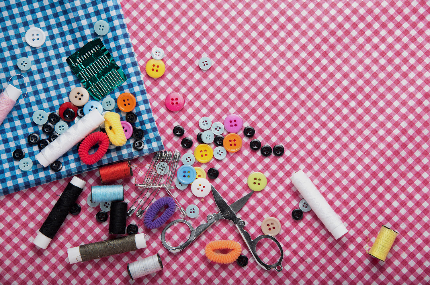 Three Types of Buttons That Can Be Easily Made and Sold